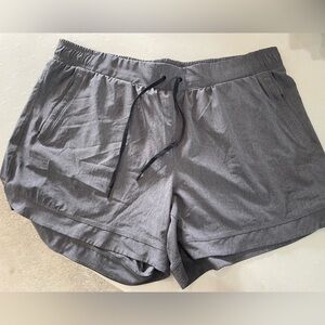 CALIA by Carrie Underwood Gray Athletic Shorts with Elastic Waistband